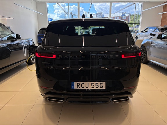 Land Rover Range Rover Sport 4 of 5
