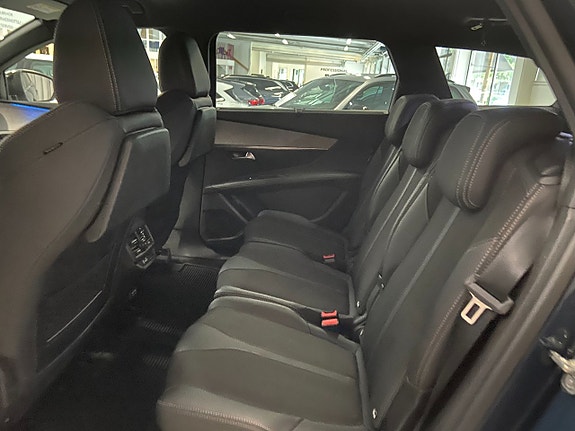 Peugeot 5008 9 of 21