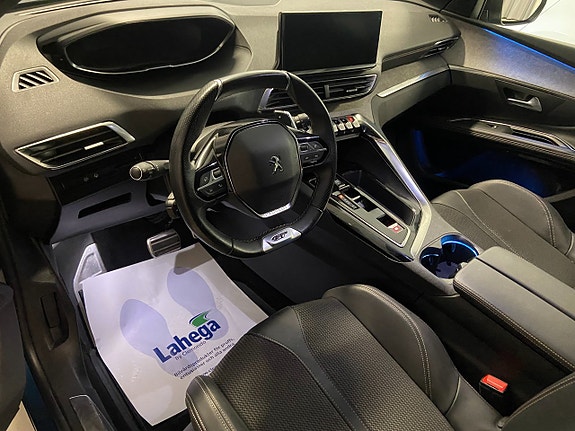 Peugeot 5008 8 of 21
