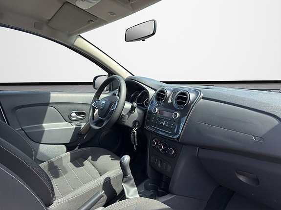 Dacia Sandero 19 of 21