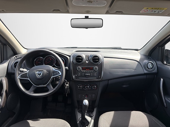 Dacia Sandero 16 of 21