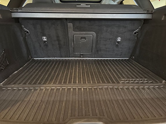 Volvo XC60 13 of 14
