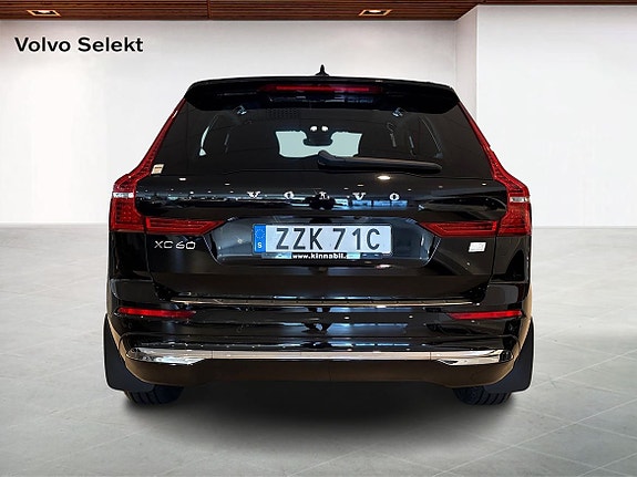 Volvo XC60 7 of 14
