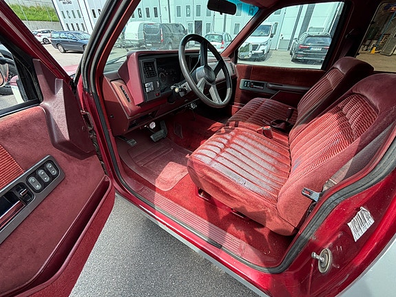 Chevrolet C1500 7 of 8