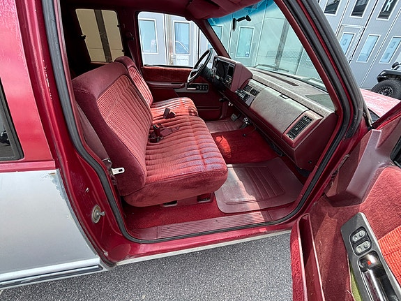 Chevrolet C1500 3 of 8