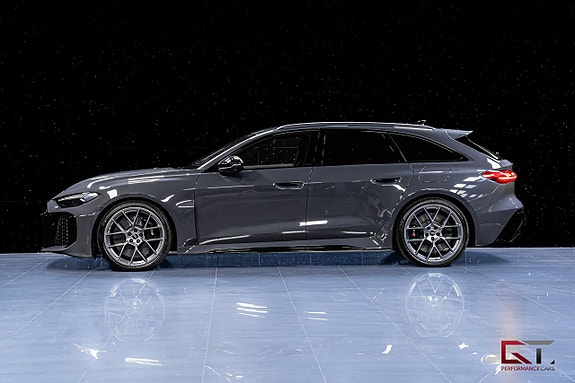 Audi RS5 3 of 21