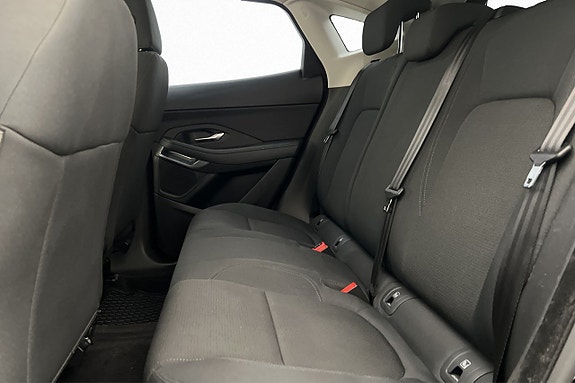 Jaguar E-PACE 22 of 25