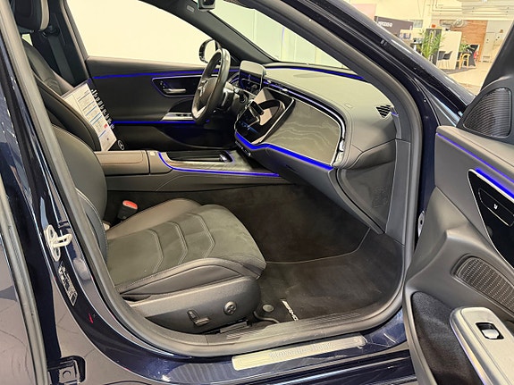 Mercedes-Benz E300 de 6 of 9