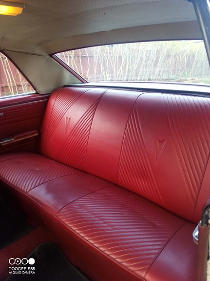 Pontiac LeMans 4 of 5