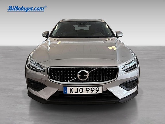 Volvo V60 Cross Country 5 of 11