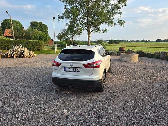 Nissan Qashqai 4 of 5