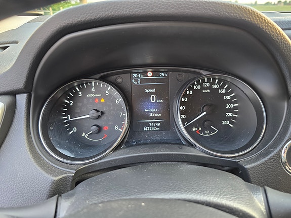 Nissan Qashqai 8 of 14