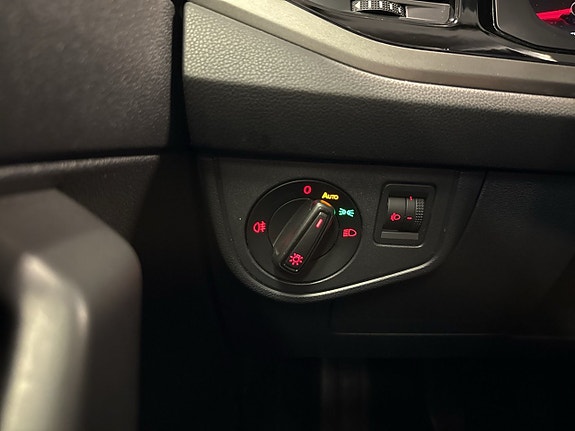 Volkswagen Polo 23 of 25