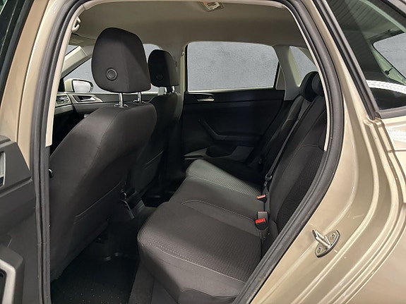 Volkswagen Polo 13 of 25