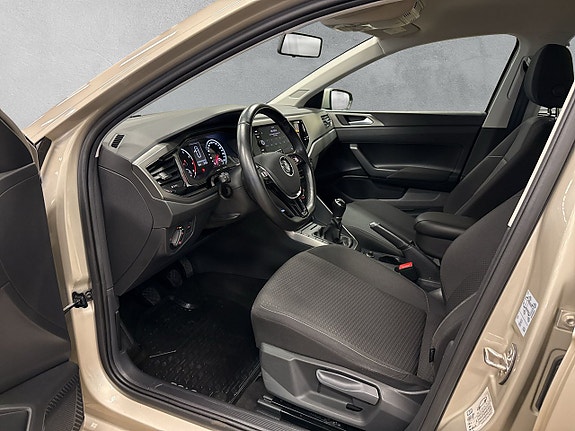 Volkswagen Polo 11 of 25