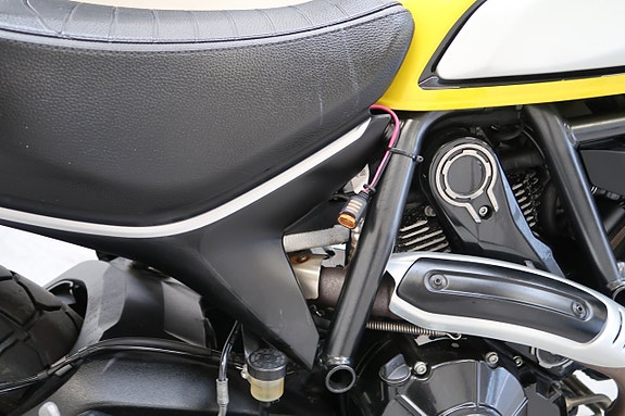 Ducati Scrambler 800 Euro 4 nyservad med rembyte 6 of 7