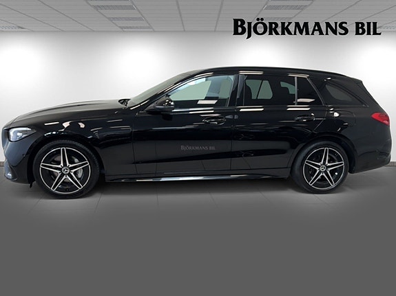 Mercedes-Benz C300 4 of 17
