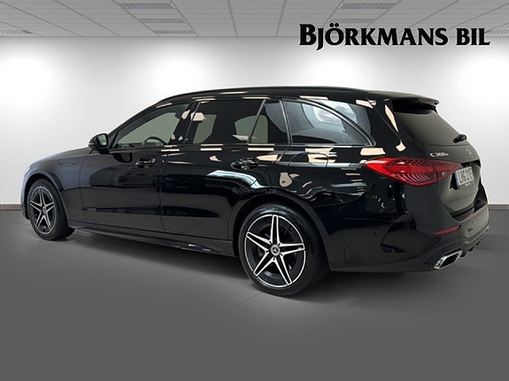 Mercedes-Benz C300 6 of 17