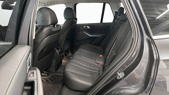 BMW X5 5 of 5