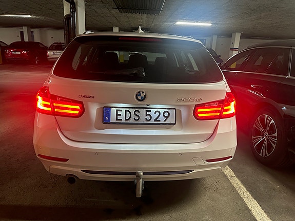 BMW 320d 2 of 3