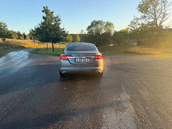 Jaguar XFR 8 of 27