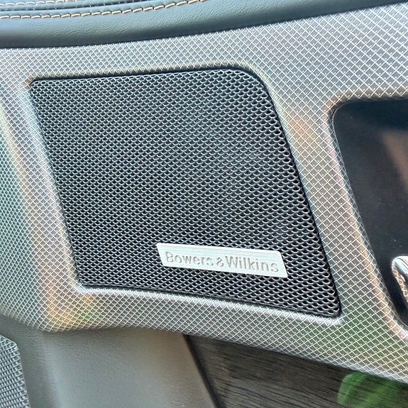 Jaguar XFR 23 of 27