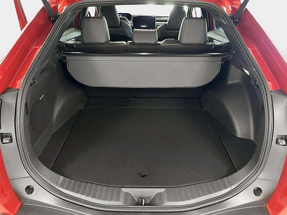 Subaru Solterra 9 of 16