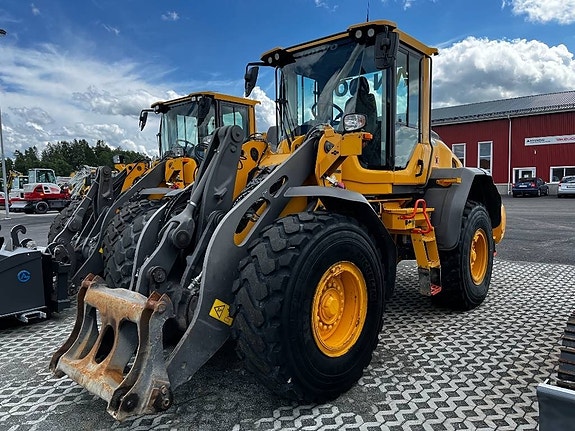 Volvo L 90 H 2 of 7