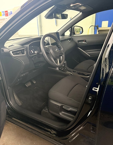Toyota Corolla Cross 5 of 8