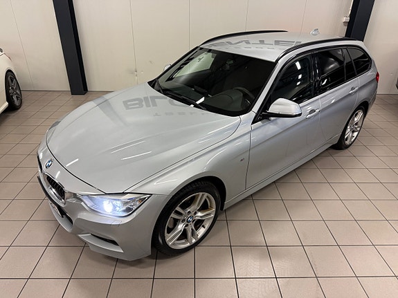 BMW 320d 3 of 5