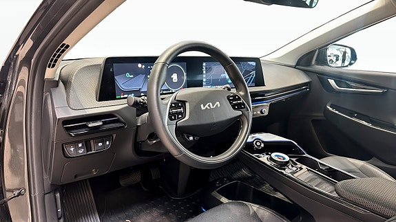 Kia EV6 12 of 18