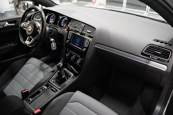 Volkswagen Golf I 9 of 21