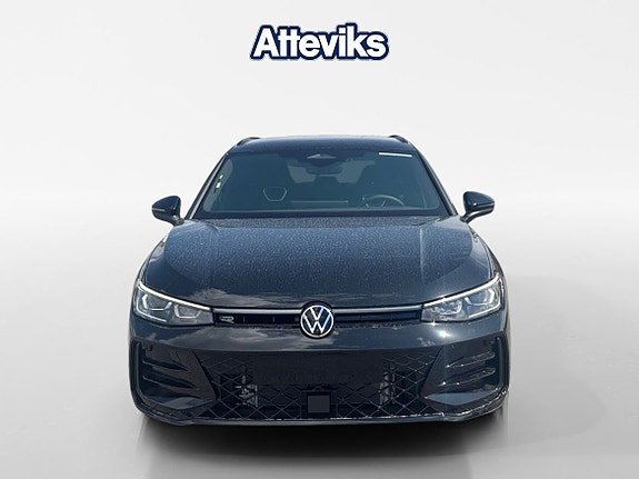 Volkswagen Passat 8 of 15