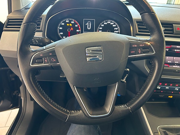 Seat Arona 13 of 13