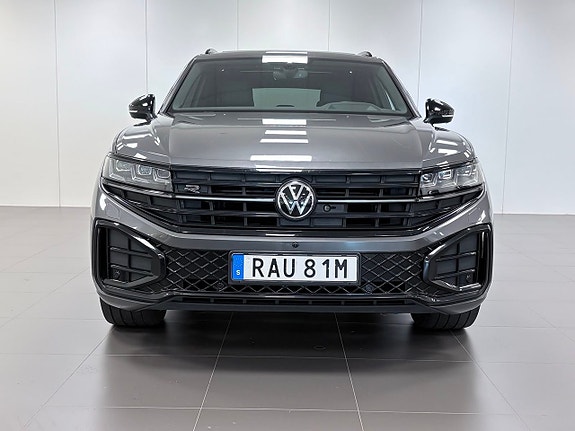 Volkswagen Touareg 4 of 21