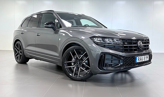 Volkswagen Touareg 2 of 21