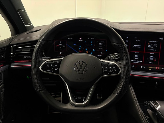 Volkswagen Touareg 13 of 21