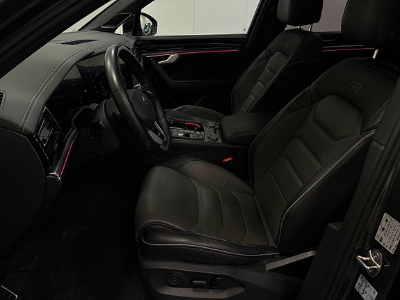 Volkswagen Touareg 9 of 21