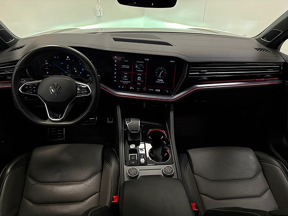 Volkswagen Touareg 12 of 21