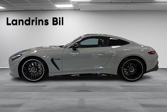 Mercedes-Benz AMG GT 63 4 of 5