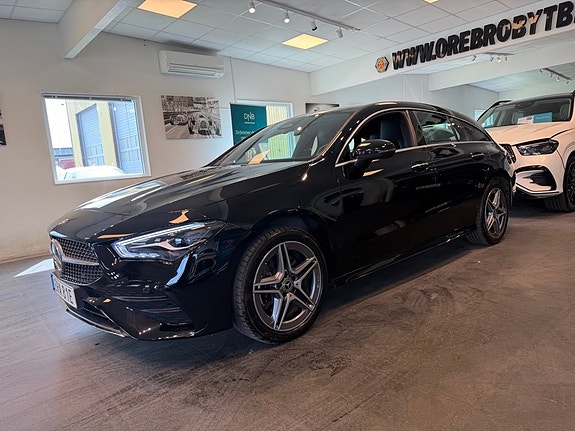 Mercedes-Benz CLA250 e 2 of 5