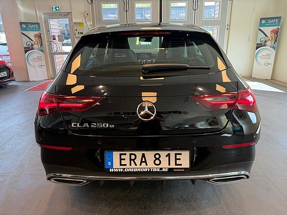 Mercedes-Benz CLA250 e 28 of 29