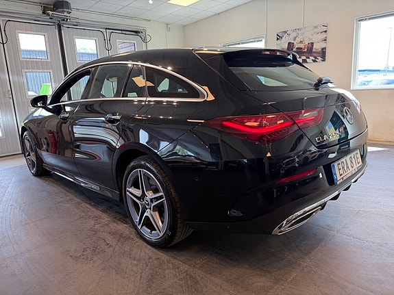 Mercedes-Benz CLA250 e 3 of 5