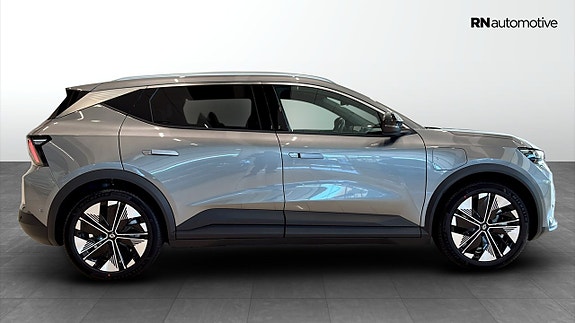 Renault Scenic E-Tech 6 of 19