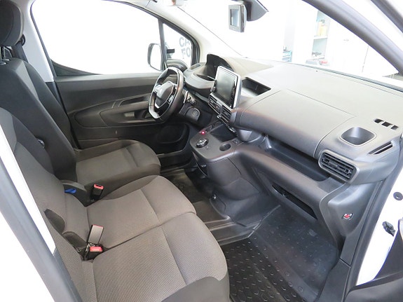Peugeot Partner 8 of 15