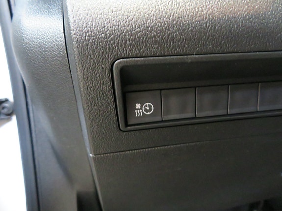 Peugeot Partner 10 of 15