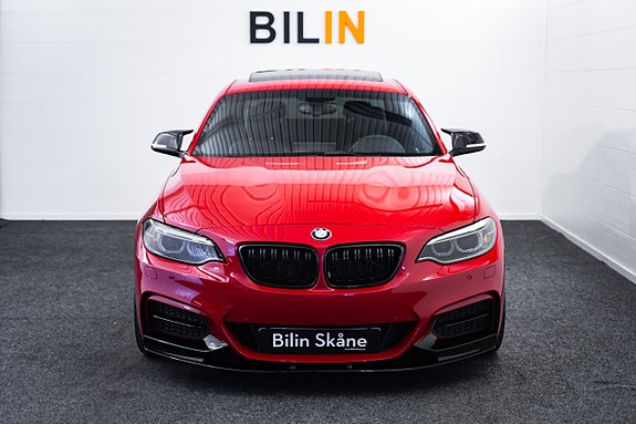 BMW M235i 4 of 5