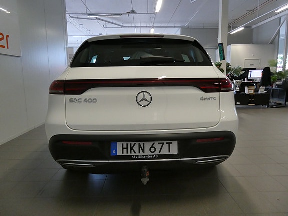 Mercedes-Benz EQC400 10 of 24