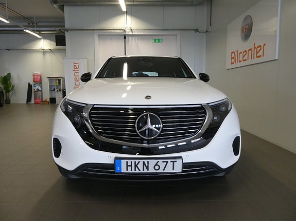 Mercedes-Benz EQC400 16 of 24