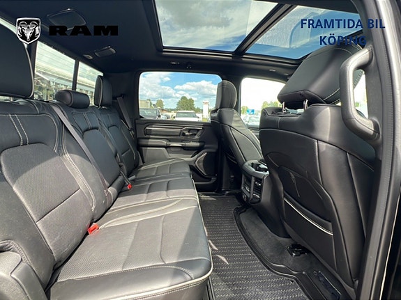 Dodge RAM 1500 15 of 19